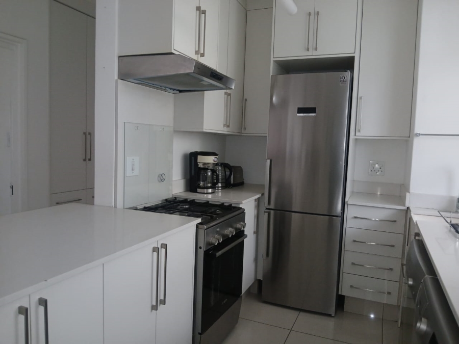 To Let  Bedroom Property for Rent in Sandhurst Gauteng
