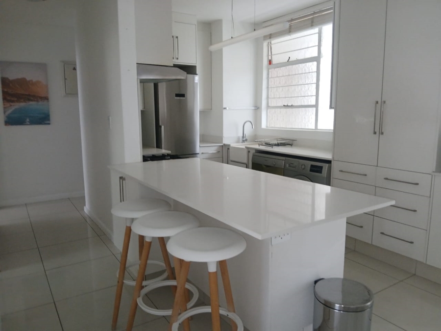 To Let  Bedroom Property for Rent in Sandhurst Gauteng