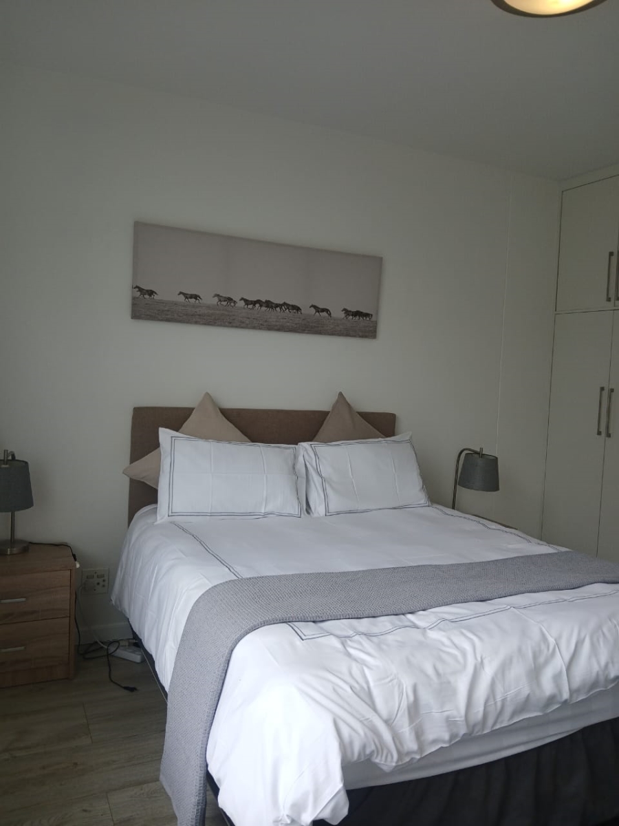 To Let  Bedroom Property for Rent in Sandhurst Gauteng