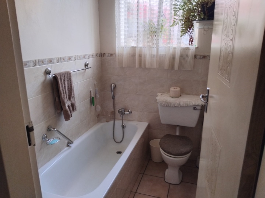 3 Bedroom Property for Sale in Primrose Gauteng