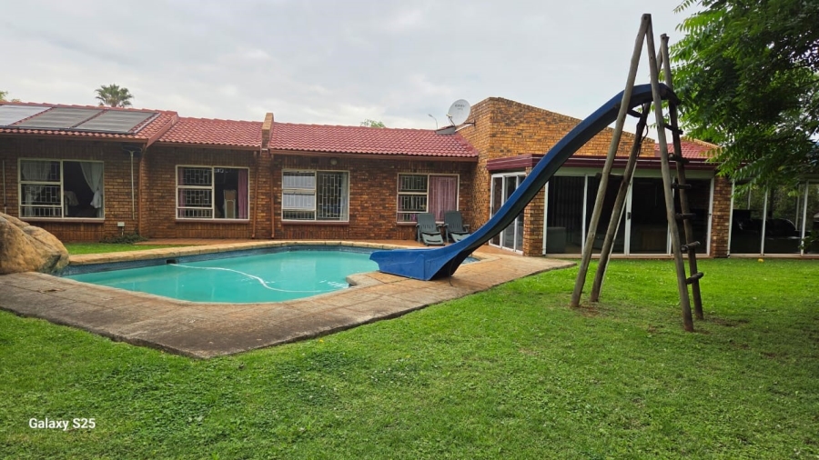 4 Bedroom Property for Sale in Dalpark Proper Gauteng