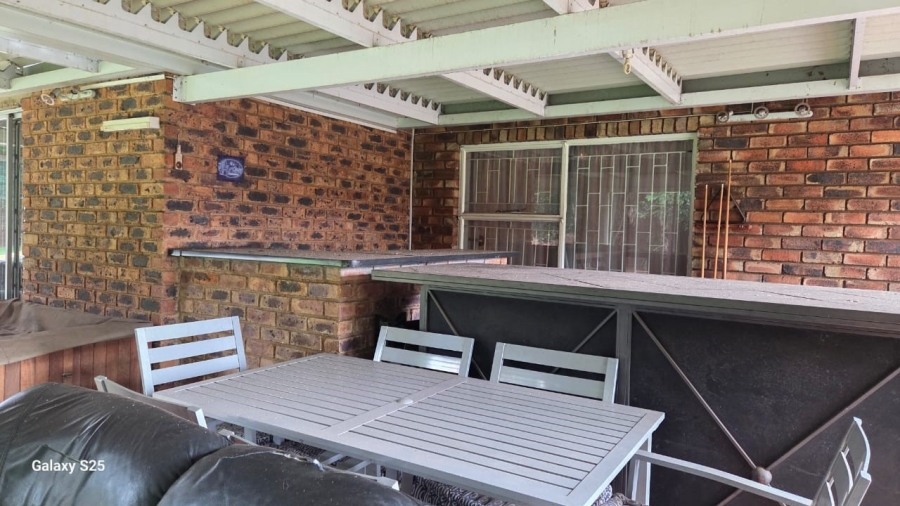 4 Bedroom Property for Sale in Dalpark Proper Gauteng