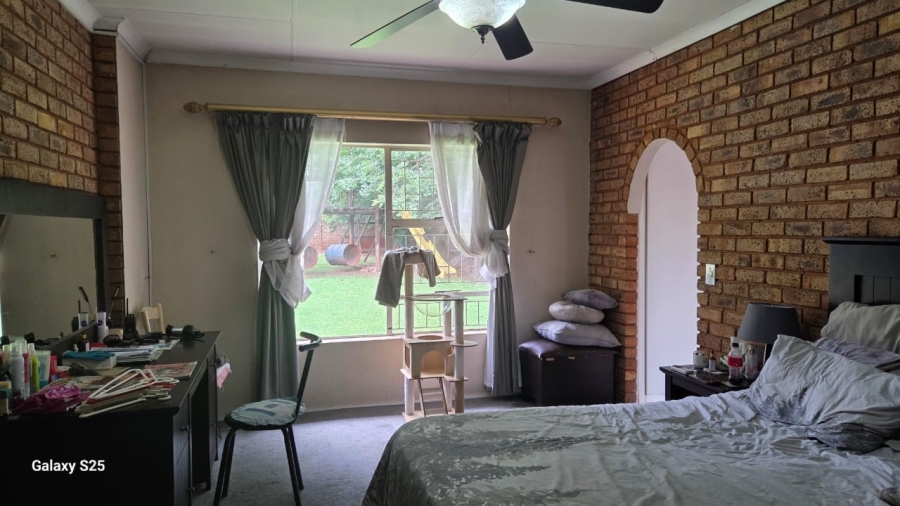 4 Bedroom Property for Sale in Dalpark Proper Gauteng