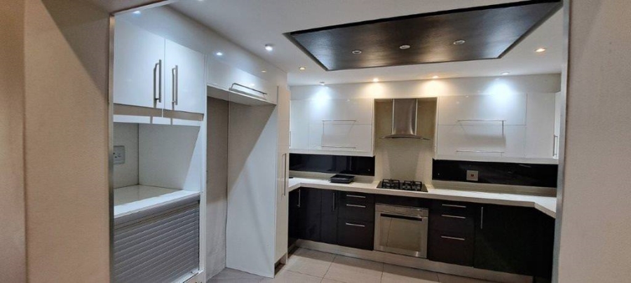 To Let 2 Bedroom Property for Rent in Bedfordview Gauteng