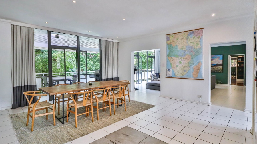 3 Bedroom Property for Sale in Sandhurst Gauteng