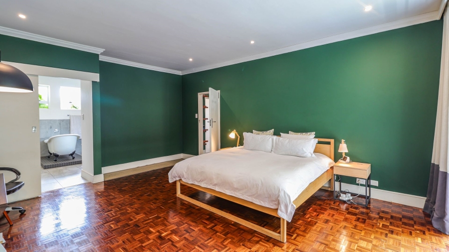 3 Bedroom Property for Sale in Sandhurst Gauteng