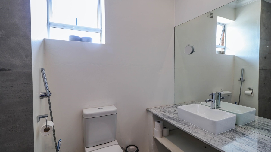 3 Bedroom Property for Sale in Sandhurst Gauteng