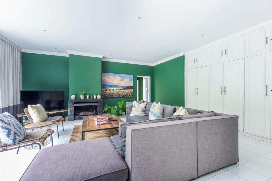 3 Bedroom Property for Sale in Sandhurst Gauteng