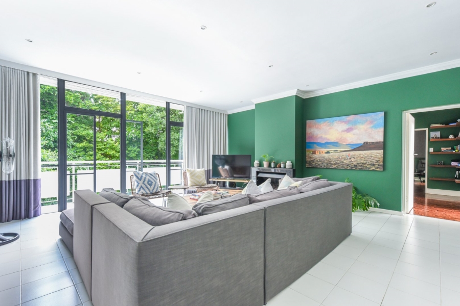 3 Bedroom Property for Sale in Sandhurst Gauteng