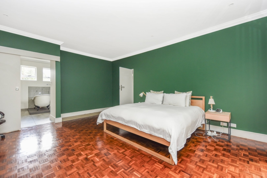 3 Bedroom Property for Sale in Sandhurst Gauteng