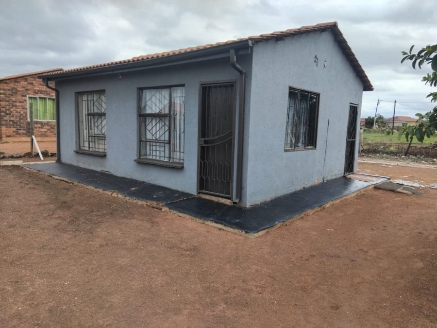 2 Bedroom Property for Sale in Soshanguve South Ext 4 Gauteng