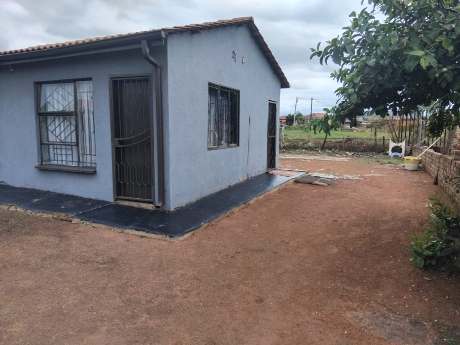 2 Bedroom Property for Sale in Soshanguve South Ext 4 Gauteng