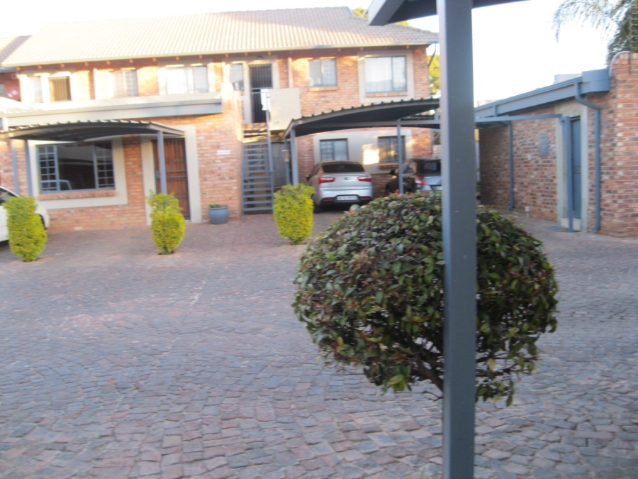 To Let 1 Bedroom Property for Rent in Wonderboom South Gauteng
