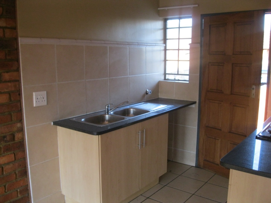 To Let 1 Bedroom Property for Rent in Wonderboom South Gauteng