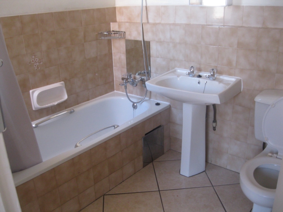 To Let 1 Bedroom Property for Rent in Wonderboom South Gauteng