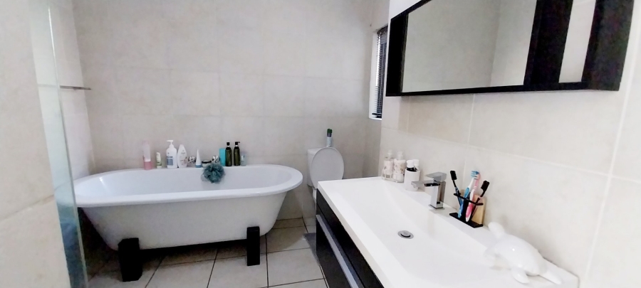 2 Bedroom Property for Sale in Acacia Gauteng