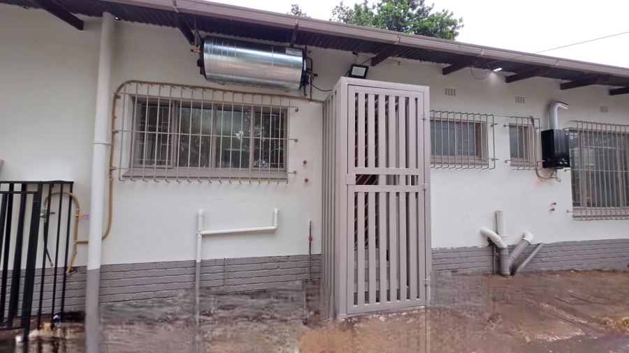 To Let 3 Bedroom Property for Rent in Erasmia Gauteng
