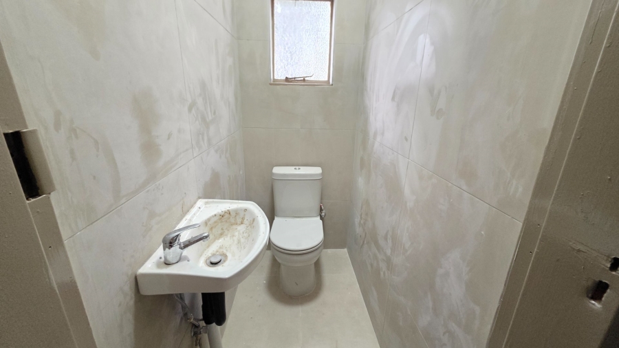 To Let 3 Bedroom Property for Rent in Erasmia Gauteng