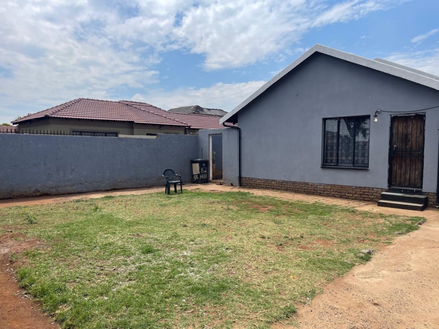 3 Bedroom Property for Sale in Protea Garden Gauteng