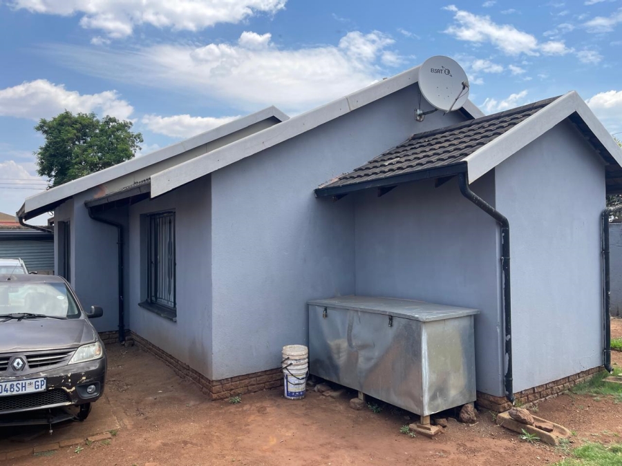 3 Bedroom Property for Sale in Protea Garden Gauteng