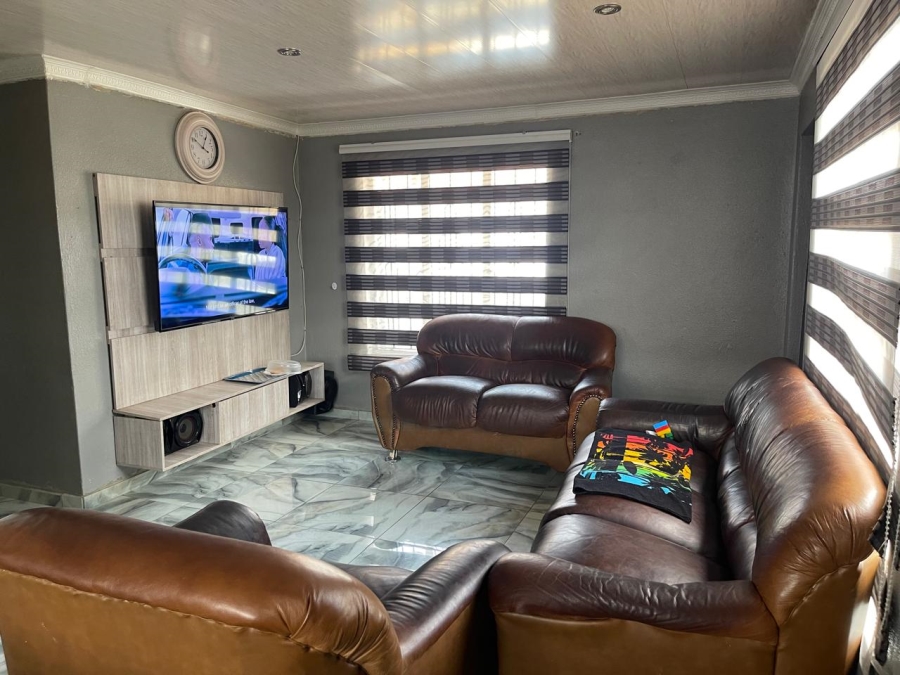 3 Bedroom Property for Sale in Protea Garden Gauteng