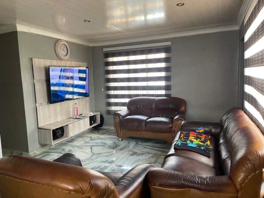 3 Bedroom Property for Sale in Protea Garden Gauteng