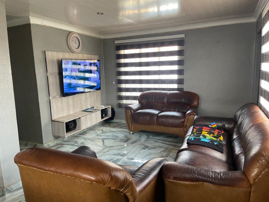 3 Bedroom Property for Sale in Protea Garden Gauteng