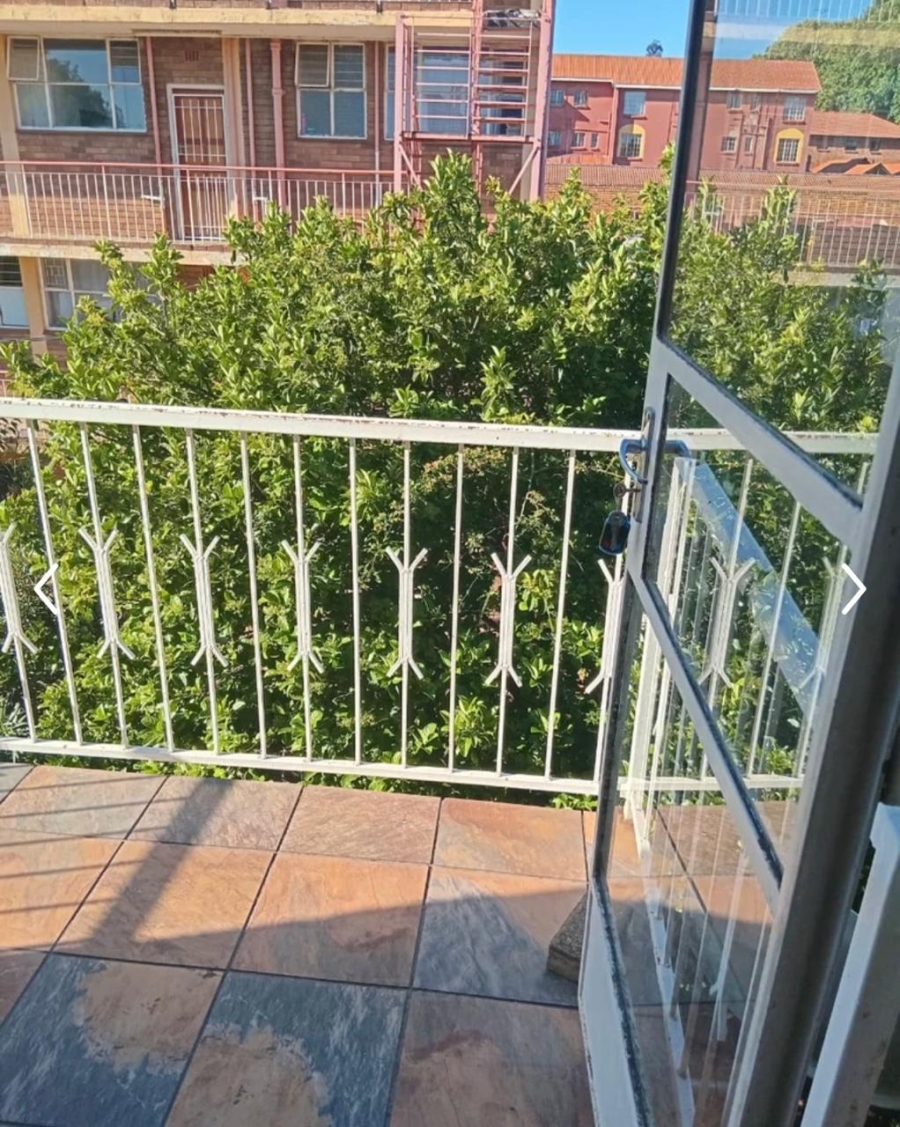  Bedroom Property for Sale in Roodekrans A H Gauteng