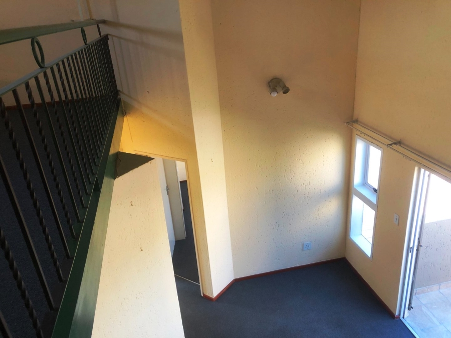 2 Bedroom Property for Sale in Bromhof Gauteng