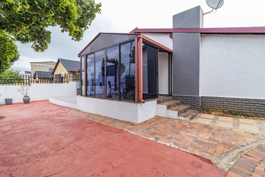 3 Bedroom Property for Sale in Gillview Gauteng