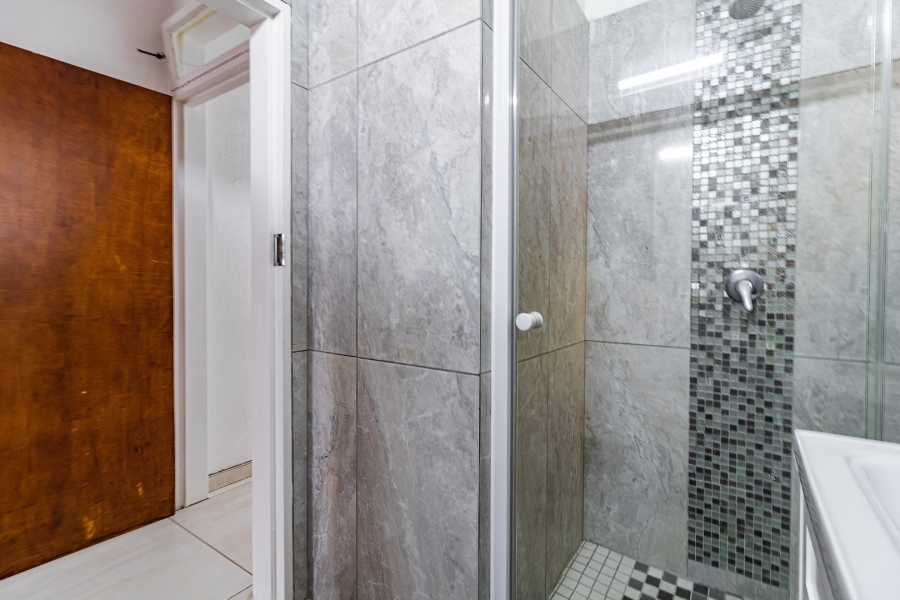 3 Bedroom Property for Sale in Gillview Gauteng