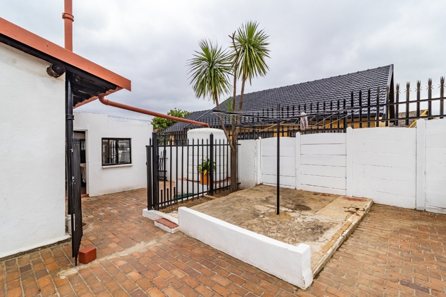 3 Bedroom Property for Sale in Gillview Gauteng