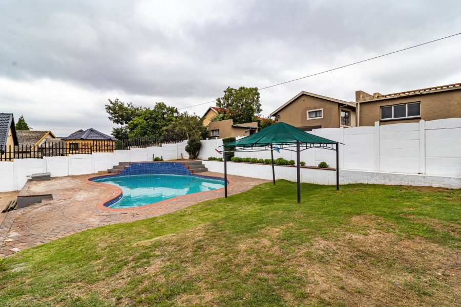 3 Bedroom Property for Sale in Gillview Gauteng