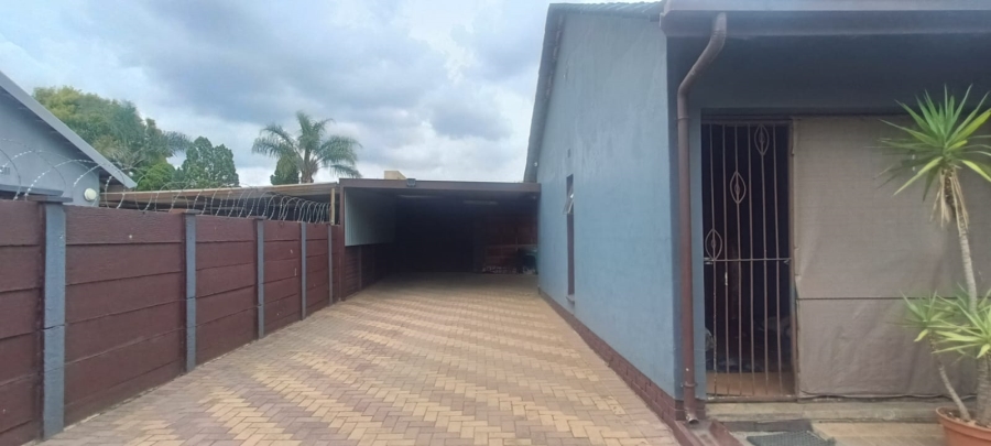 3 Bedroom Property for Sale in Vanderbijlpark SE 6 Gauteng