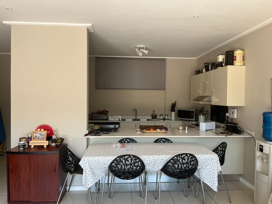 2 Bedroom Property for Sale in Bedfordview Gauteng
