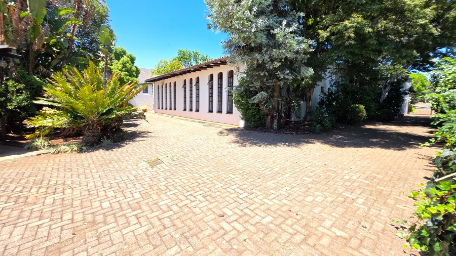 3 Bedroom Property for Sale in Laudium Gauteng