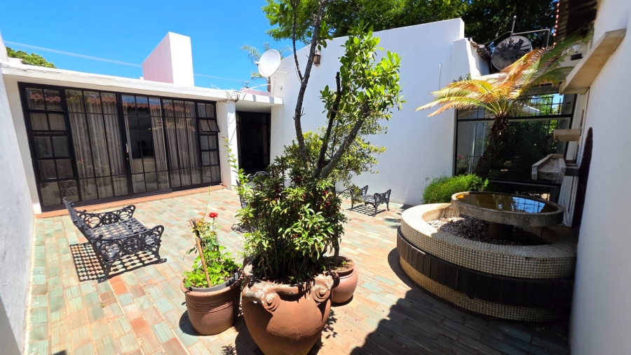 3 Bedroom Property for Sale in Laudium Gauteng