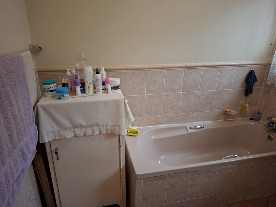 2 Bedroom Property for Sale in Clarina Gauteng