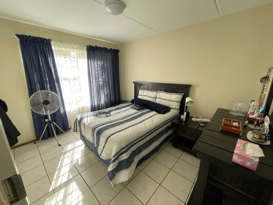 2 Bedroom Property for Sale in Bedford Gardens Gauteng