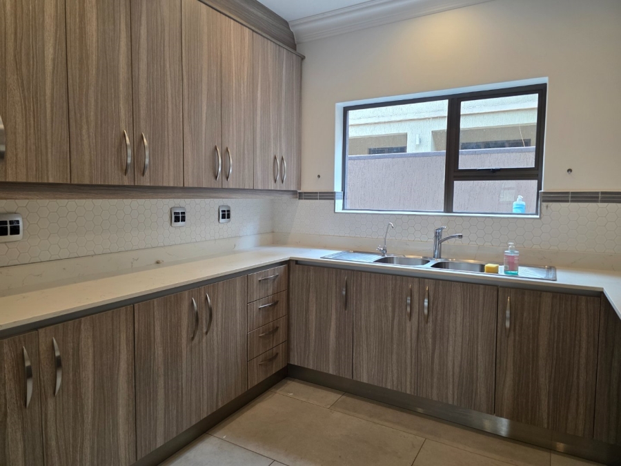 4 Bedroom Property for Sale in Emfuleni Golf Estate Gauteng