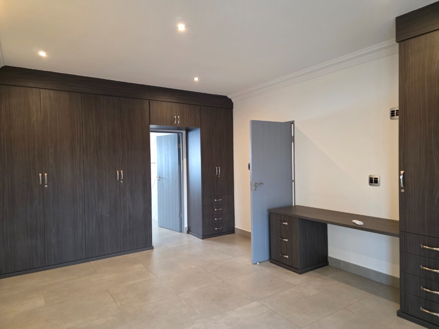 4 Bedroom Property for Sale in Emfuleni Golf Estate Gauteng