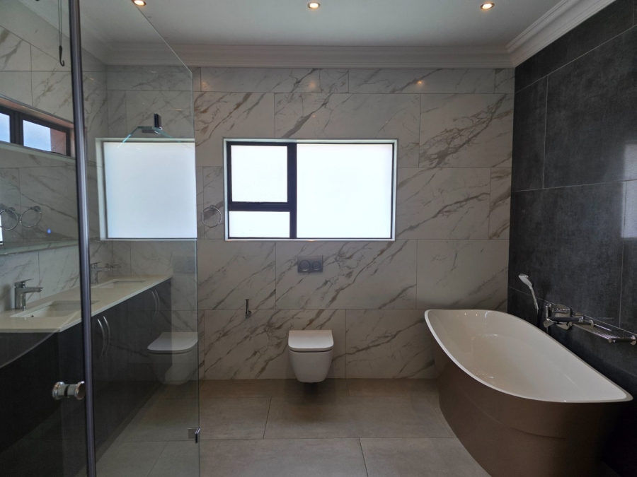 4 Bedroom Property for Sale in Emfuleni Golf Estate Gauteng