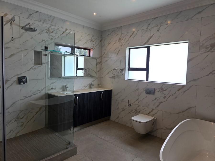 4 Bedroom Property for Sale in Emfuleni Golf Estate Gauteng