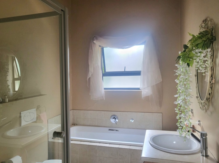 3 Bedroom Property for Sale in St Andrews Gauteng