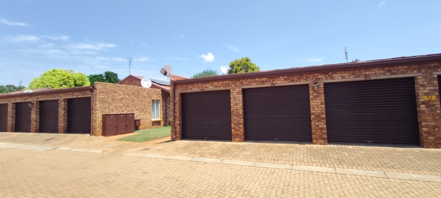 3 Bedroom Property for Sale in Clarina Gauteng
