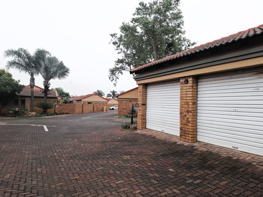 To Let 3 Bedroom Property for Rent in Equestria Gauteng
