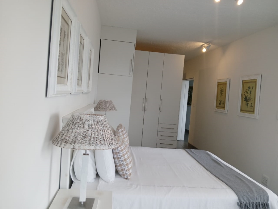 To Let 2 Bedroom Property for Rent in Sandhurst Gauteng