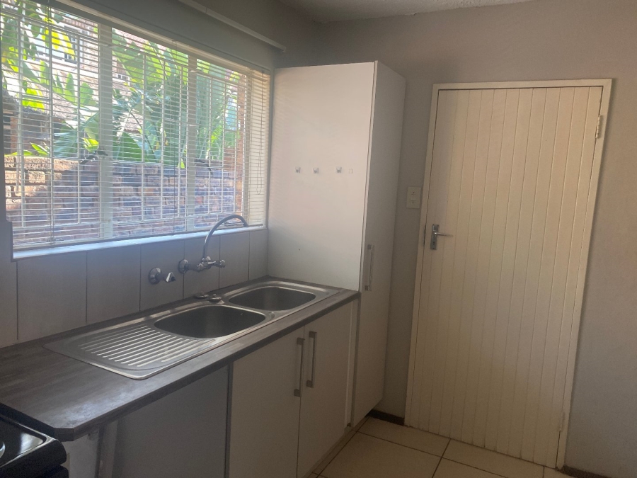 3 Bedroom Property for Sale in Garsfontein Gauteng
