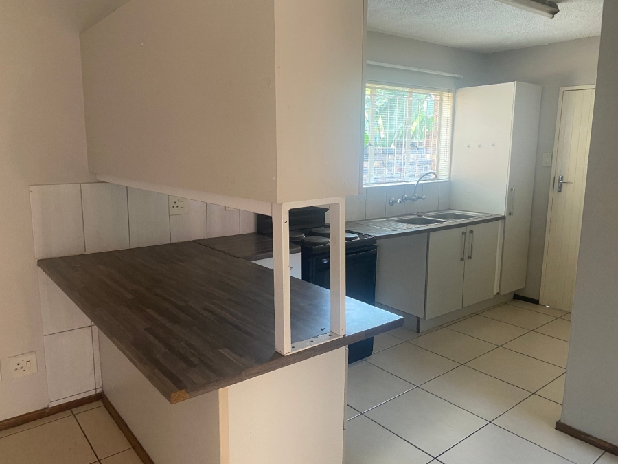 3 Bedroom Property for Sale in Garsfontein Gauteng