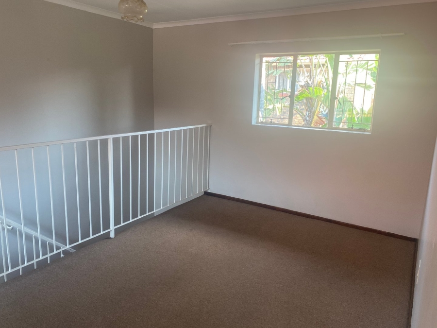 3 Bedroom Property for Sale in Garsfontein Gauteng